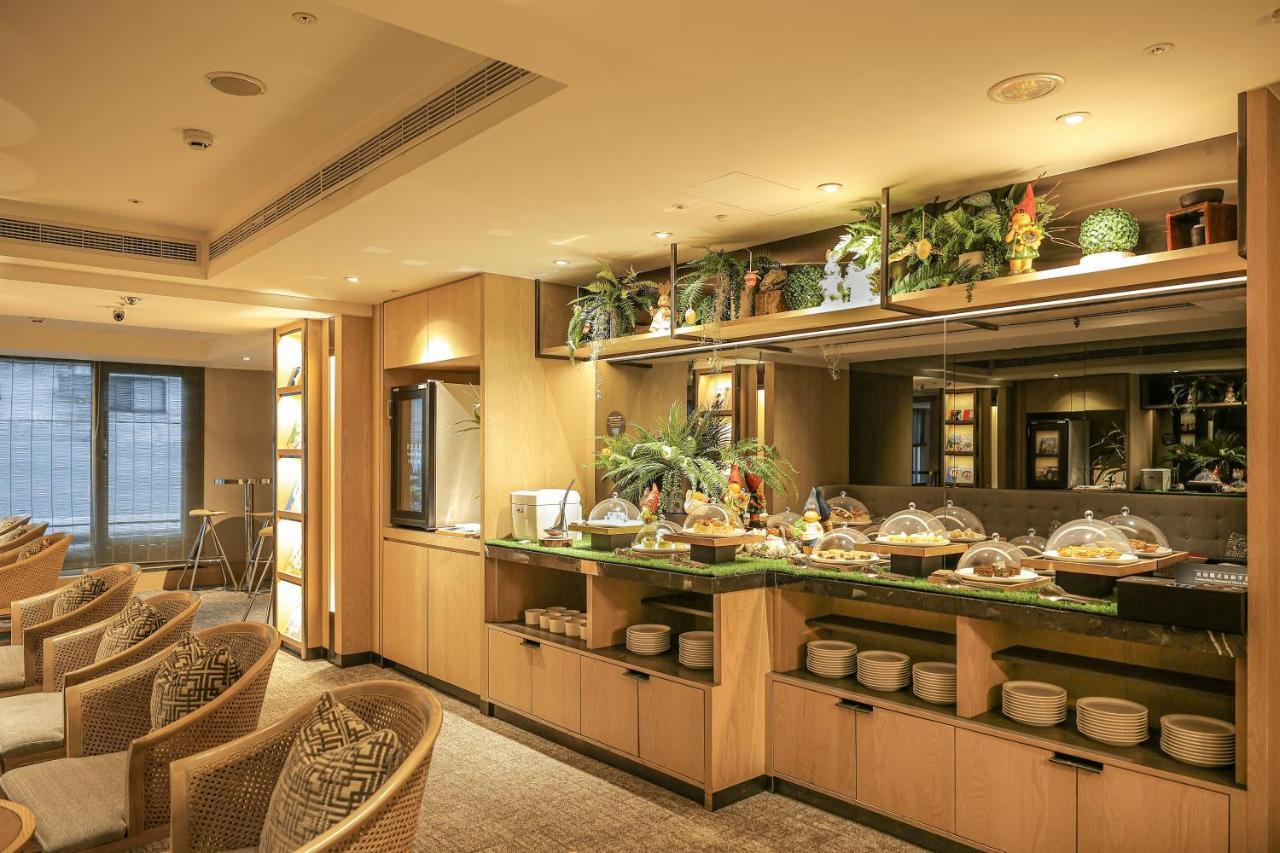 Regent Taipei Hotel Eksteriør billede The buffet at the lounge