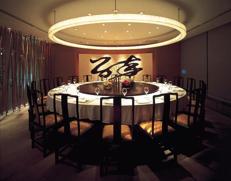 Regent Taipei Hotel Eksteriør billede A private dining room at the restaurant