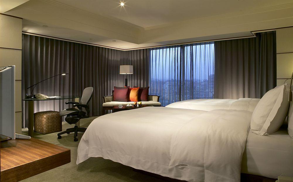 Regent Taipei Hotel Værelse billede A room at the hotel