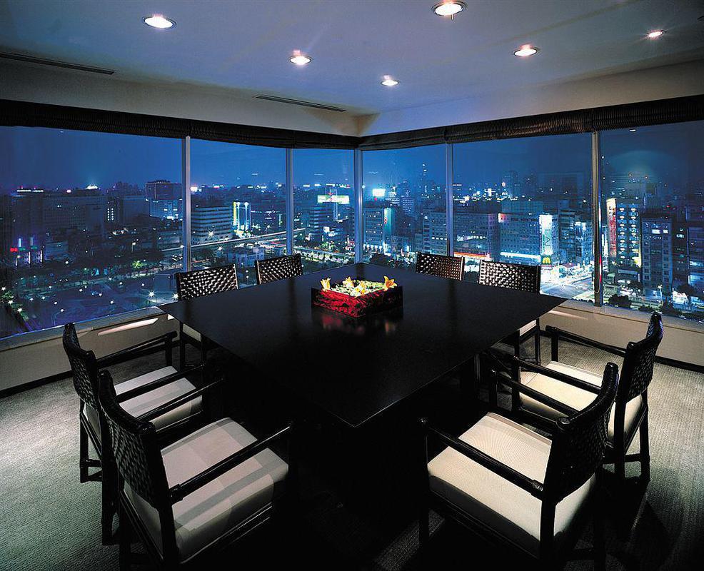 Regent Taipei Hotel Restaurant billede The 360° Club